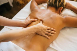 massage-du-dos-yutida-thai-massage
